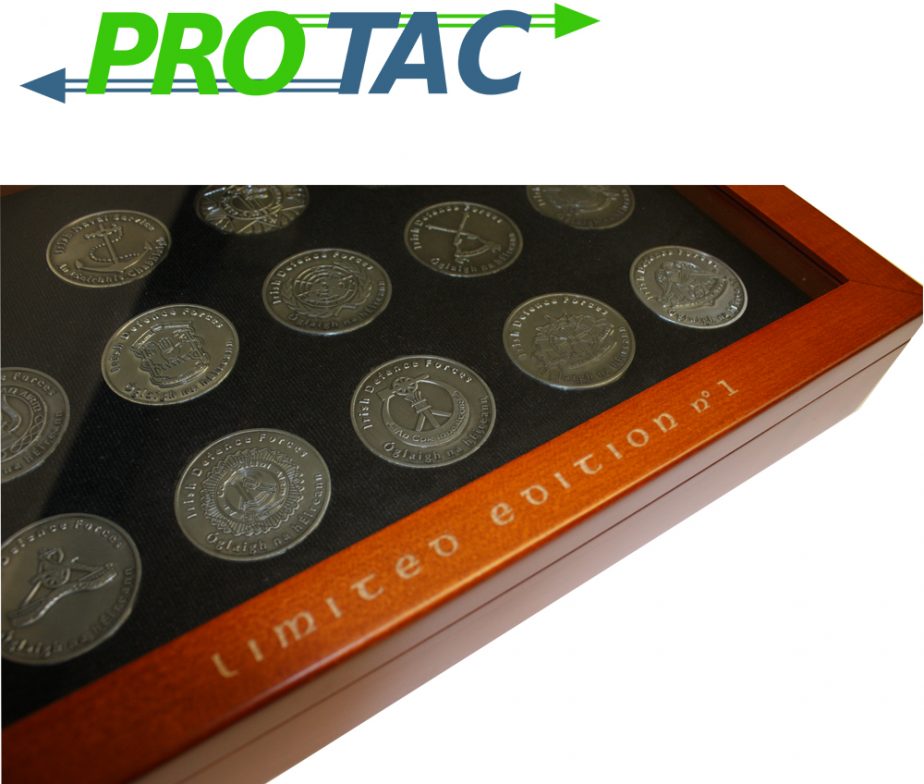 thumbnail interactive-video image 1 of 2 Inch Limited Edition Irish Defence Forces Challenge Coin - Commemorative Collectible 1 of 2